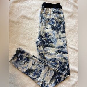 Men’s XL Blue and Gray Camouflage Leggings for under shorts or workout